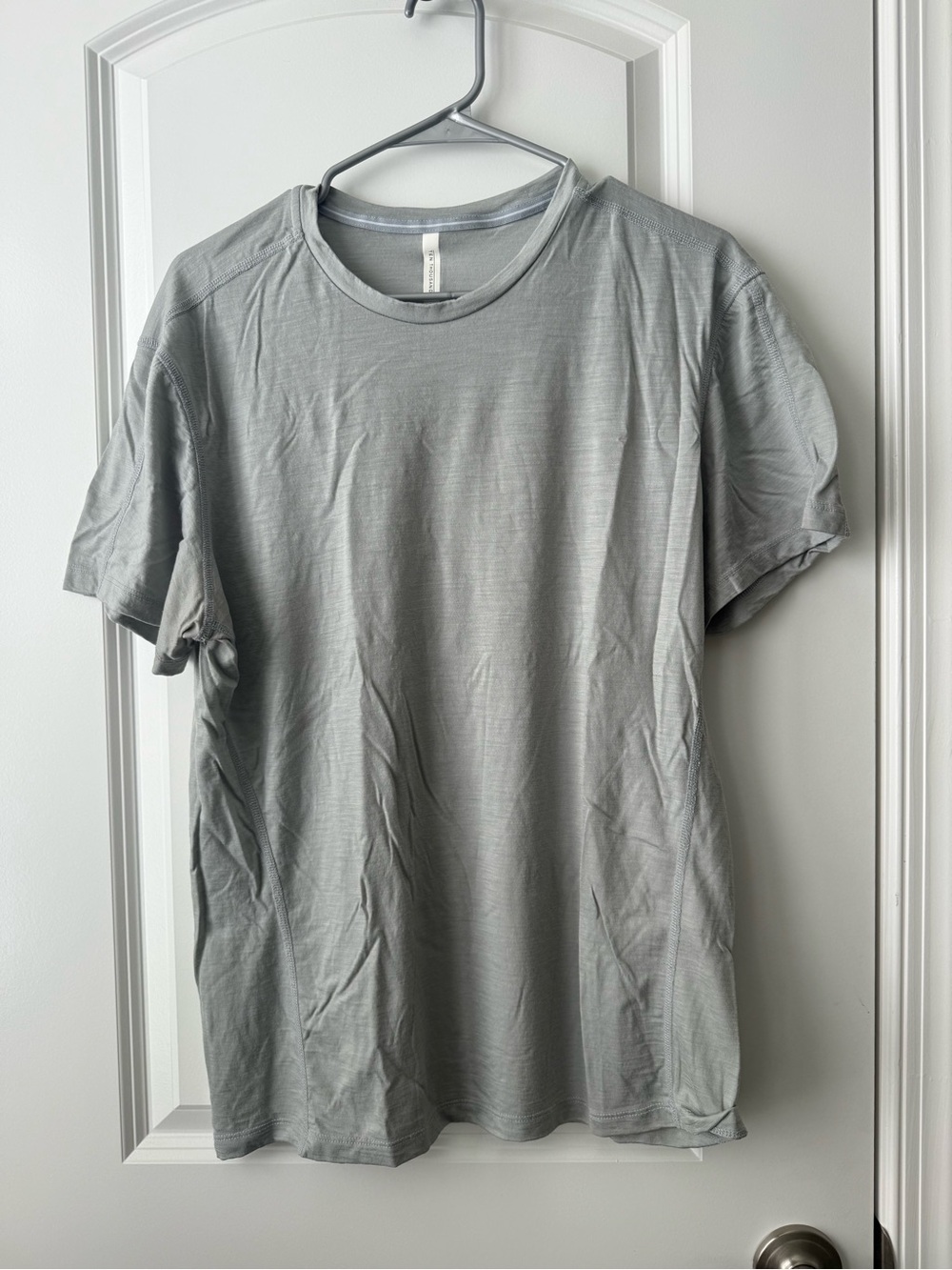 Ten Thousand Men's Short-Sleeve Crew T-Shirt in Light Gray
